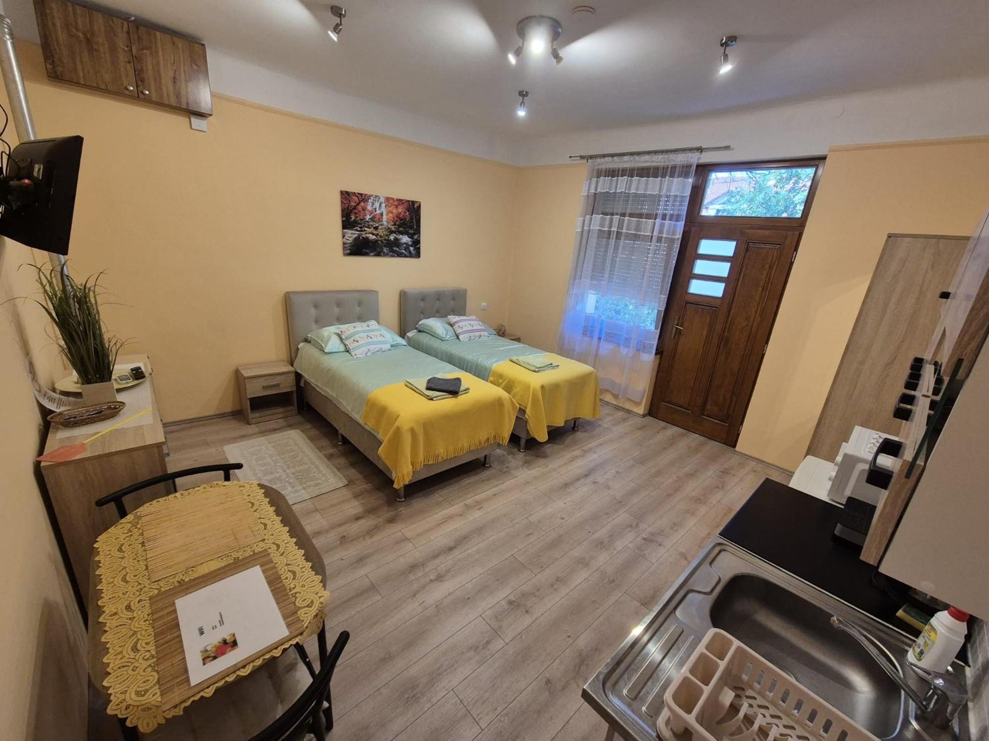 Szahara Vendégház Kerekegyháza Esterno foto