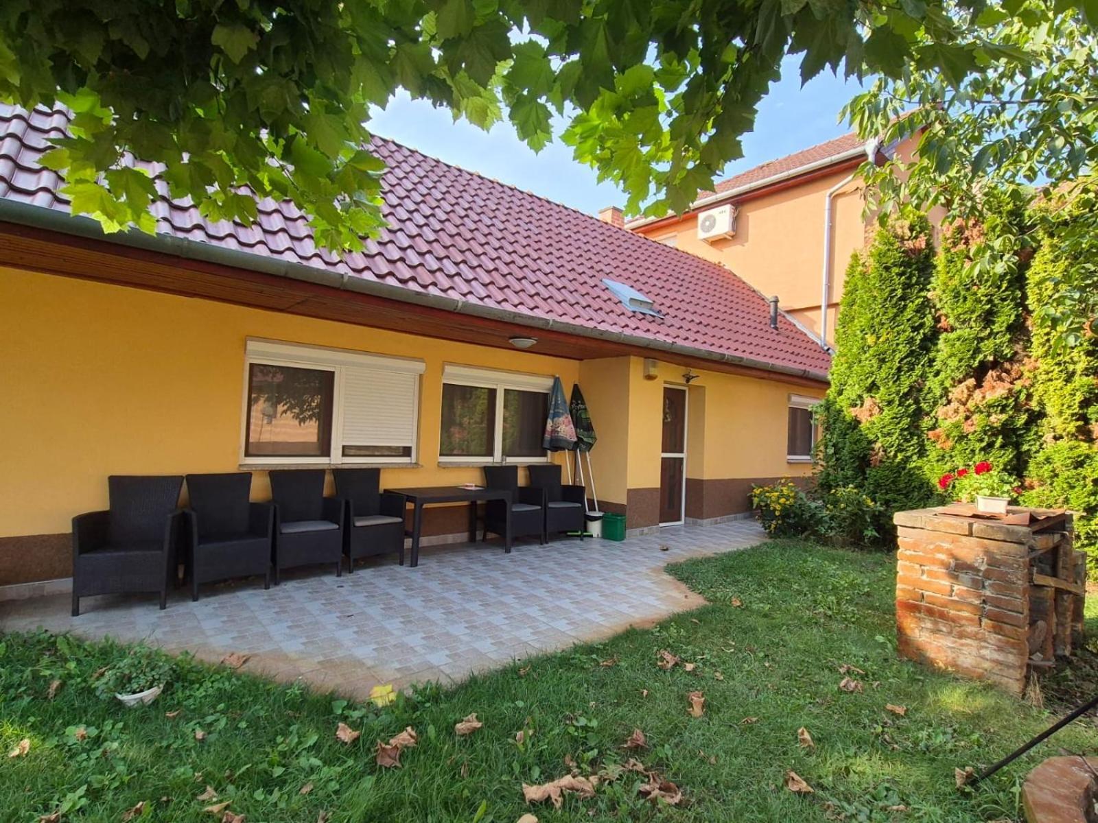 Szahara Vendégház Kerekegyháza Esterno foto